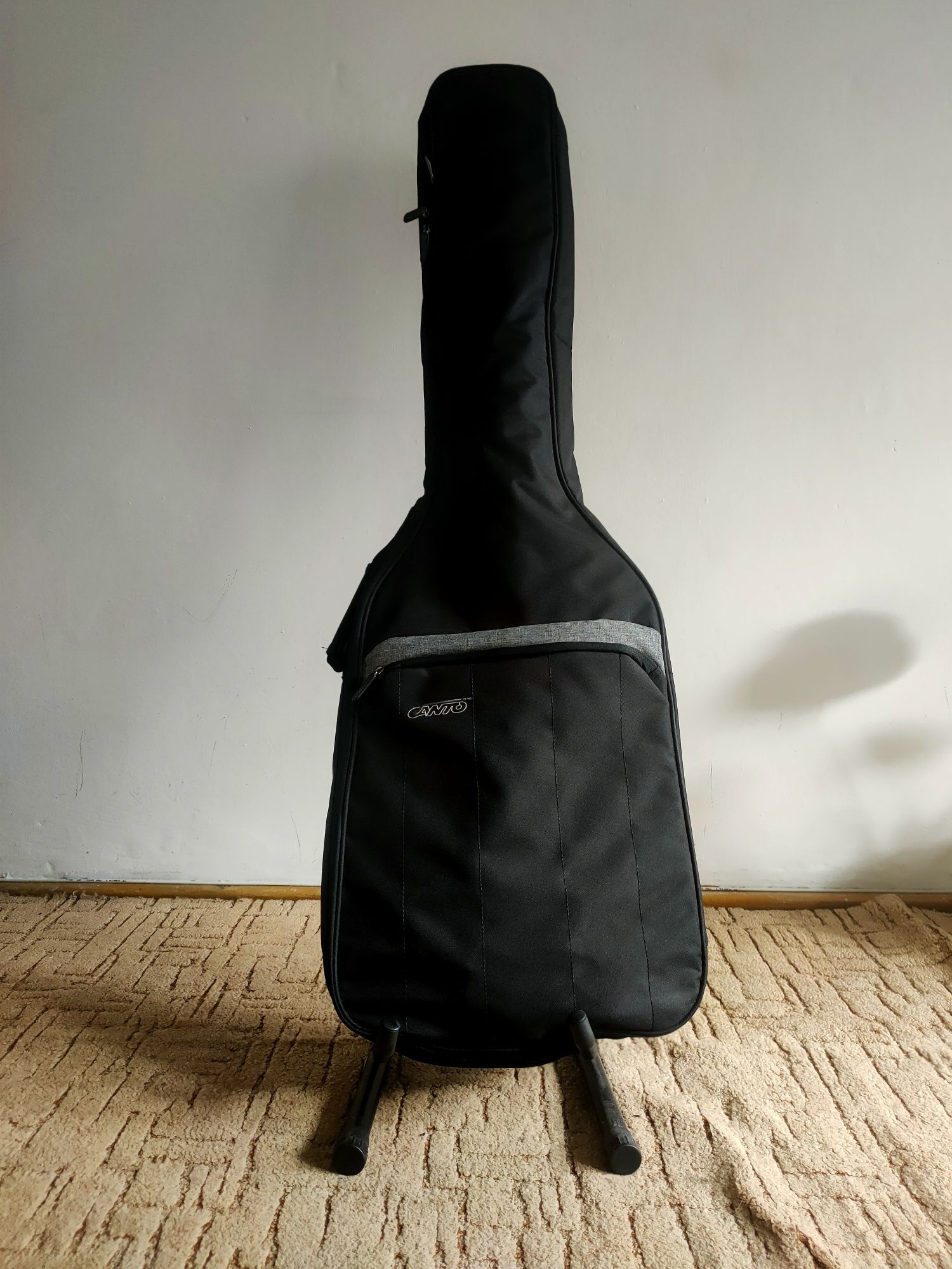 Gitara basowa Harley Benton (leworęczny) + Eden EC8 20- Bass Combo