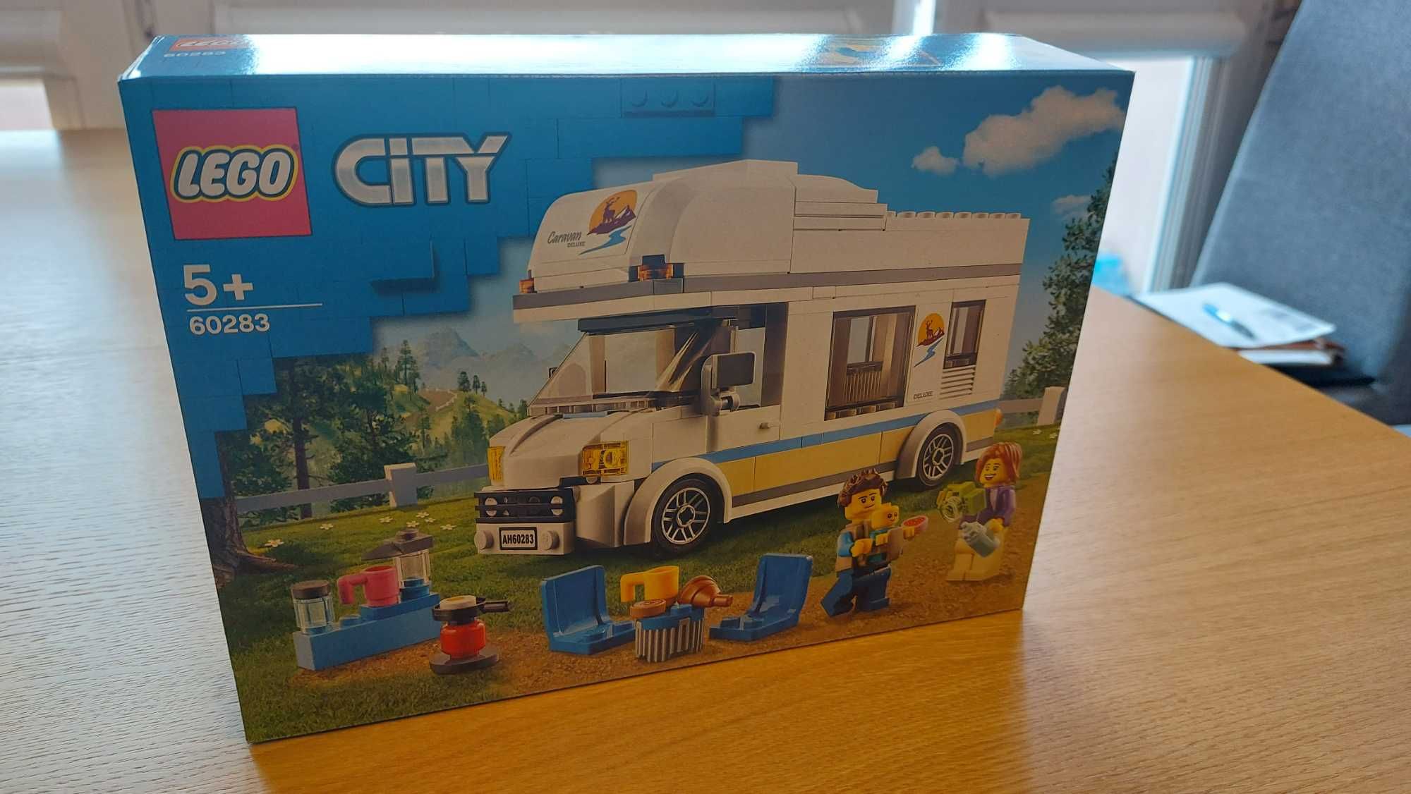 LEGO CITY 60283 wakacyjny kamper  NOWE