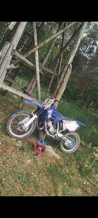 sprzedam Yamaha yz  125 r2006 cena do negocjacji!!