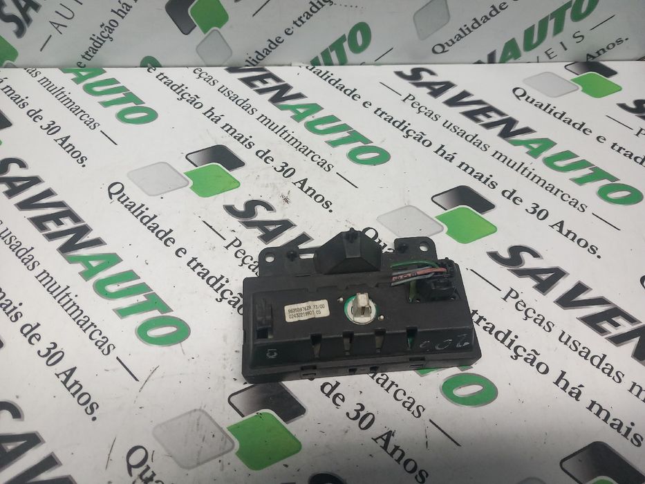 Display / ecrã de informações PEUGEOT 206 (2A/C)