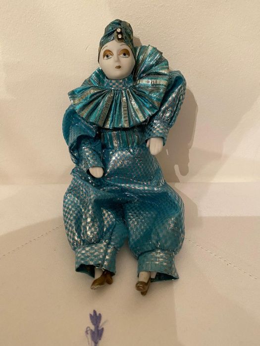 Arlequim em Porcelana