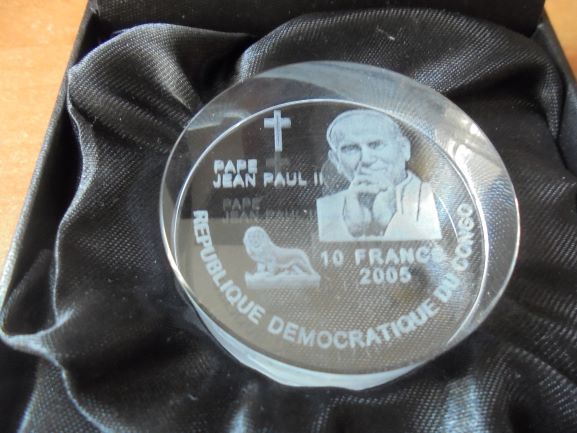 10 Franc Kongo Jan Paweł II - moneta akrylowa