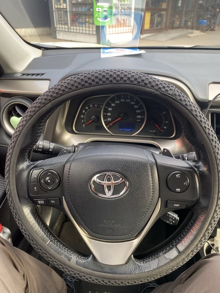 toyota rav4 офіційний