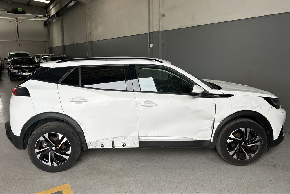 Peugeot 2008 1.2 PureTech Allure de 2021