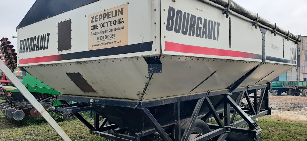 Зерновий бункер перевантажувач накопичувач BOURGAULT GC1200