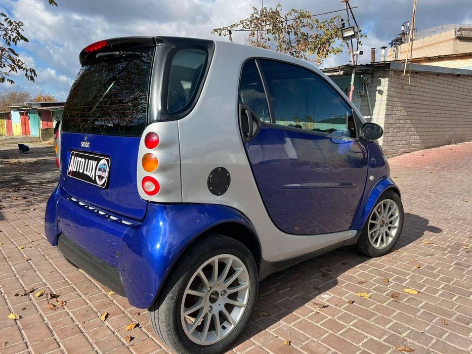 Продам Smart fortwo 450