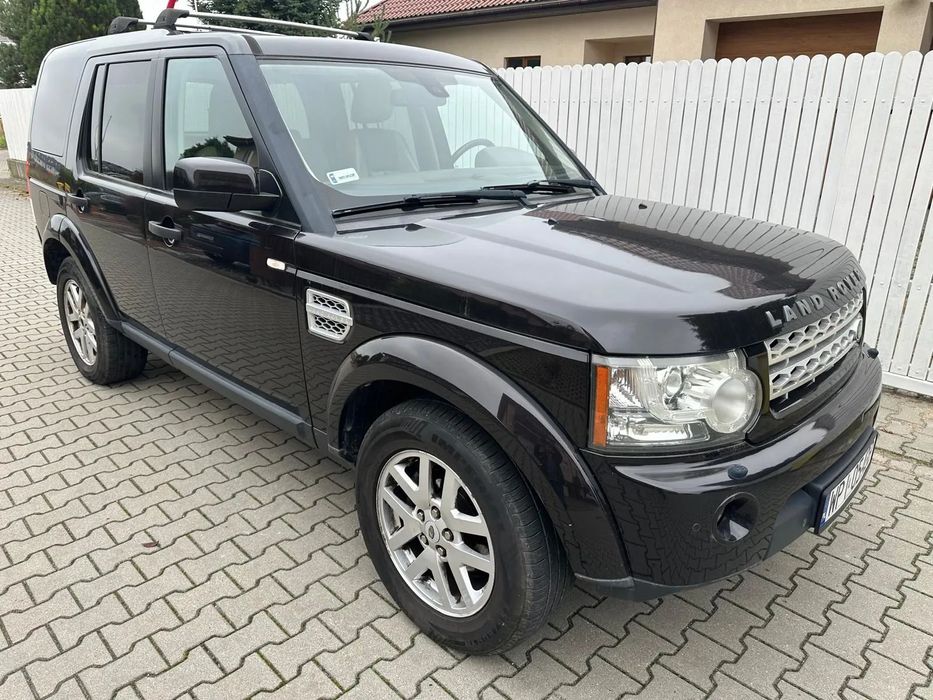 Land Rover Discovery ✨ Land Rover Discovery IV 2.7 TDV6 – Elegancja i Teren w Jednym!