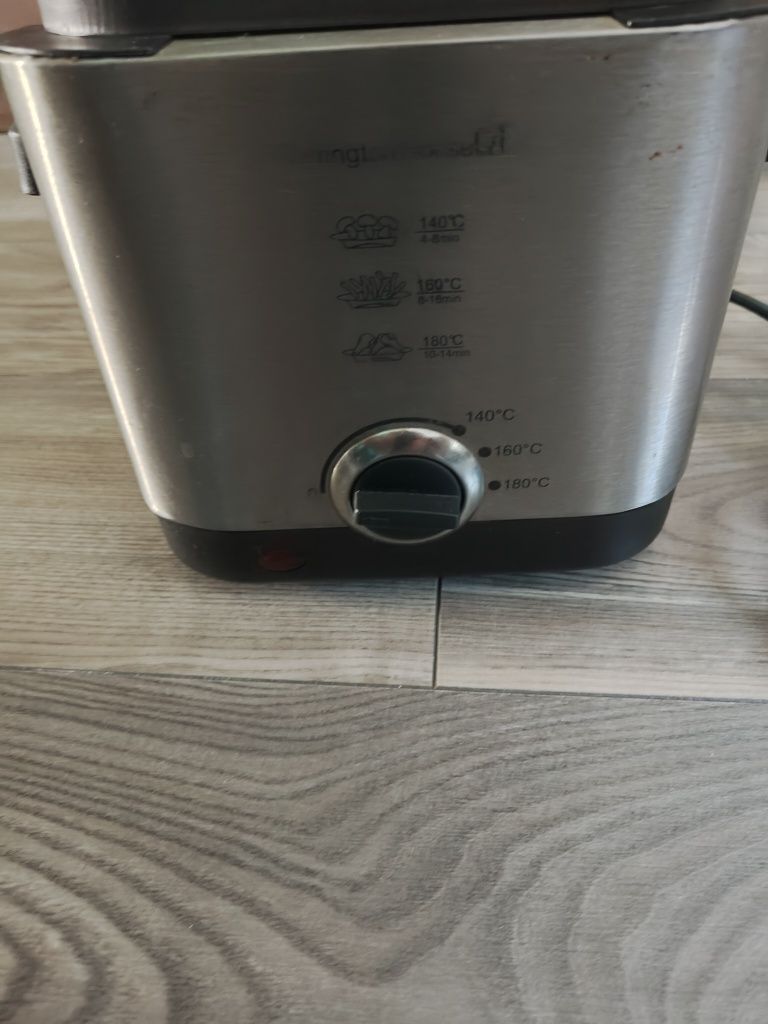 Frytkownica Tarrington House DF900