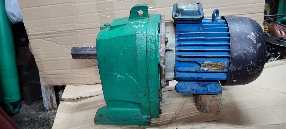 Мотор редуктор 3 кВт редуктор