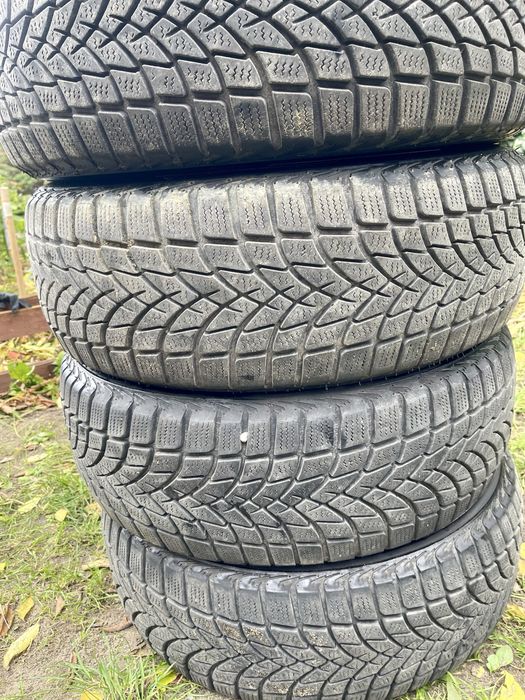 Opony zimowe Saetta Winter 205/55R16 91H  stan bdb