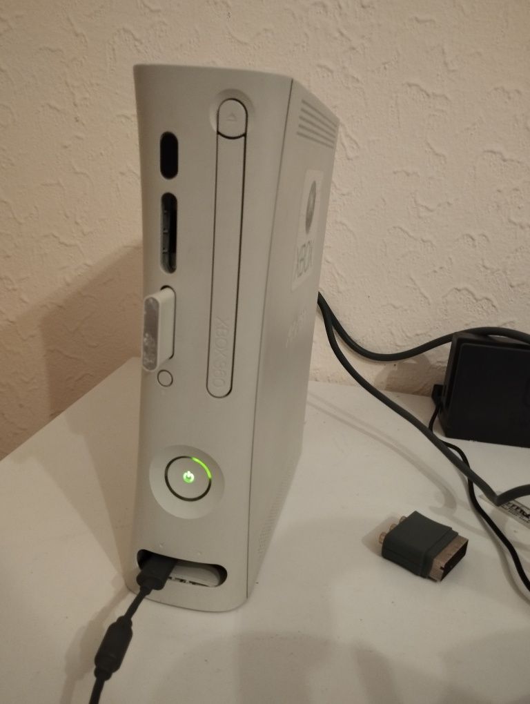 Xbox 360 com 2 comandos