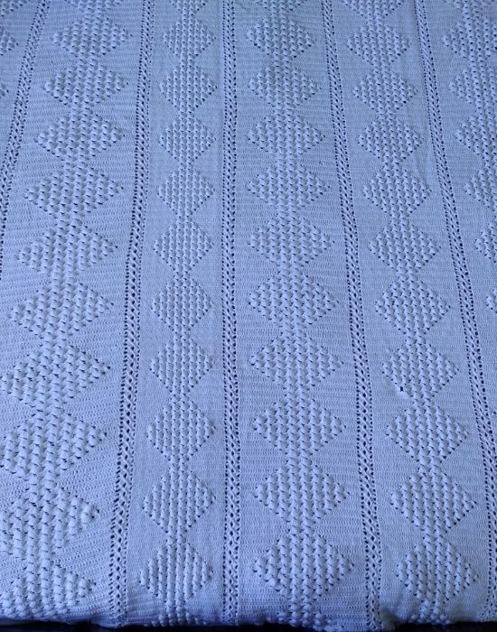 Colcha em Renda Vintage