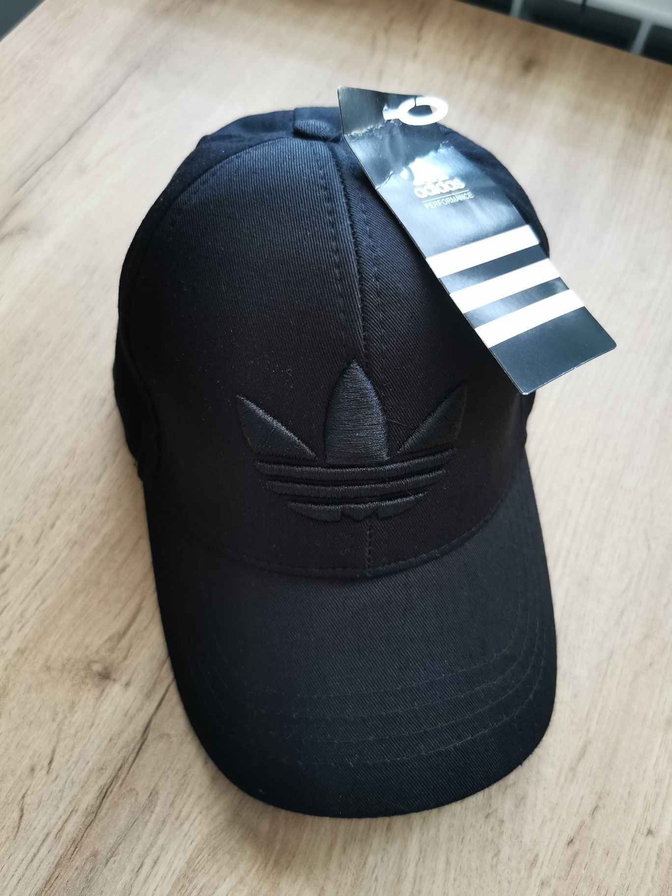 Czapka z daszkiem męska kaszkietówka Adidas