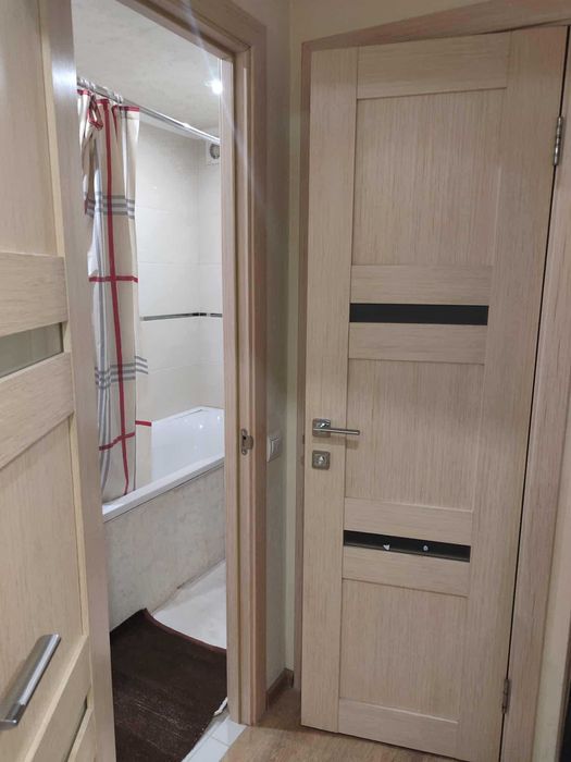 Оренда 3к кв-ри з ремонтом,м.Почайна–15 хв.пішки,Куренівський парк