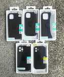 Capa de silicone com íman e suporte iPhone 13/13 Pro/13 Mini/12 Pro/12