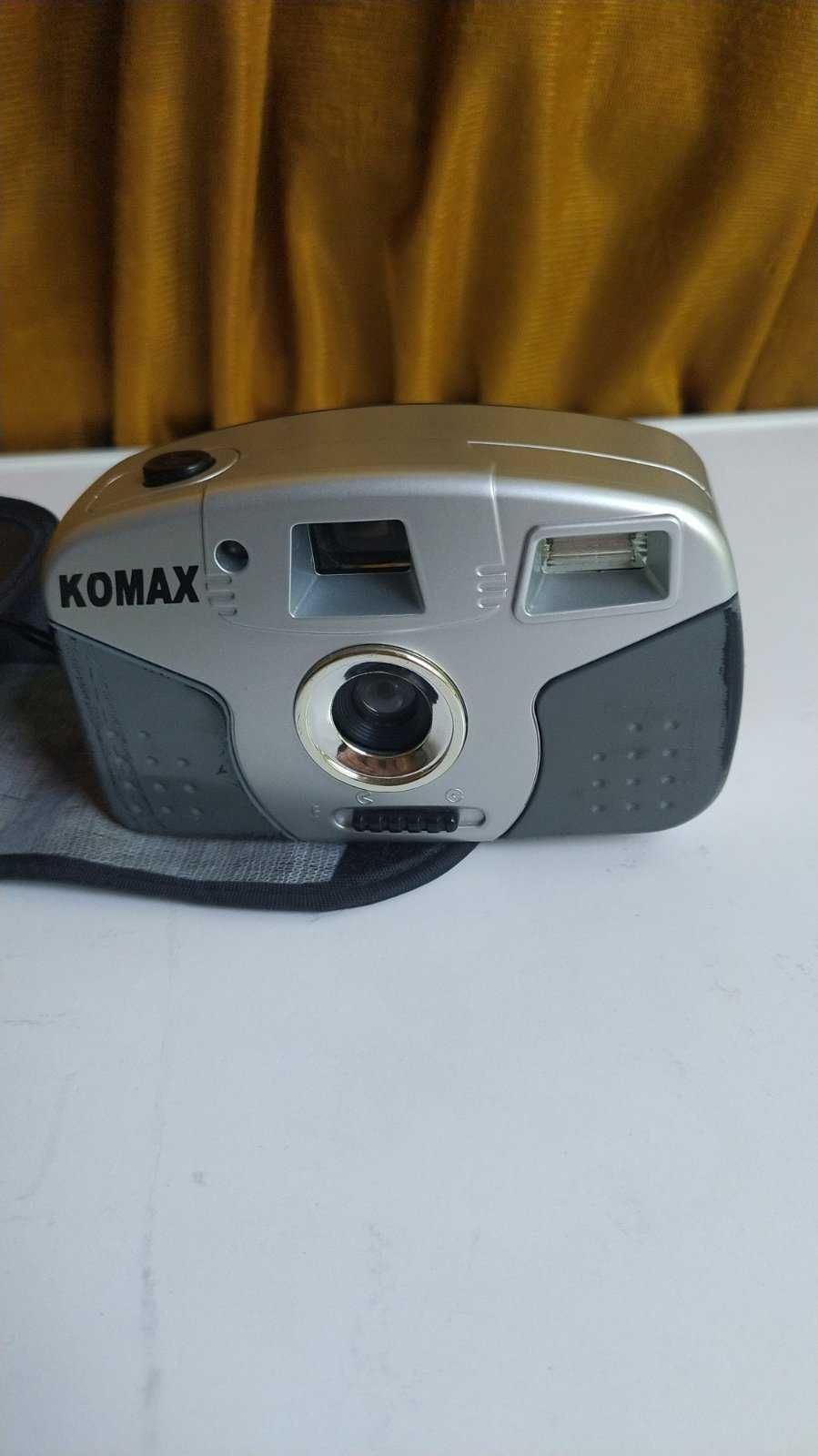 Пленочный фотоаппарат KOMAX