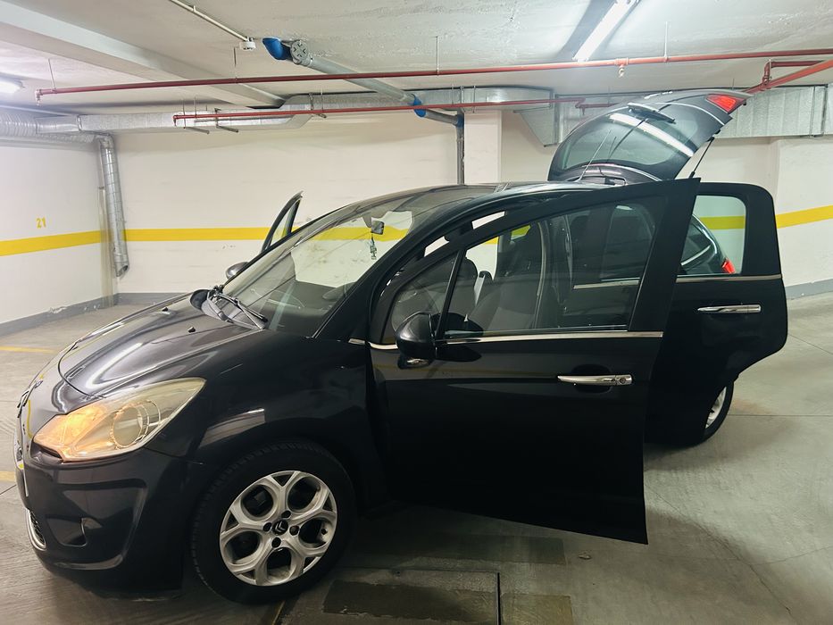 Citroen C3 gasóleo muito conservado.