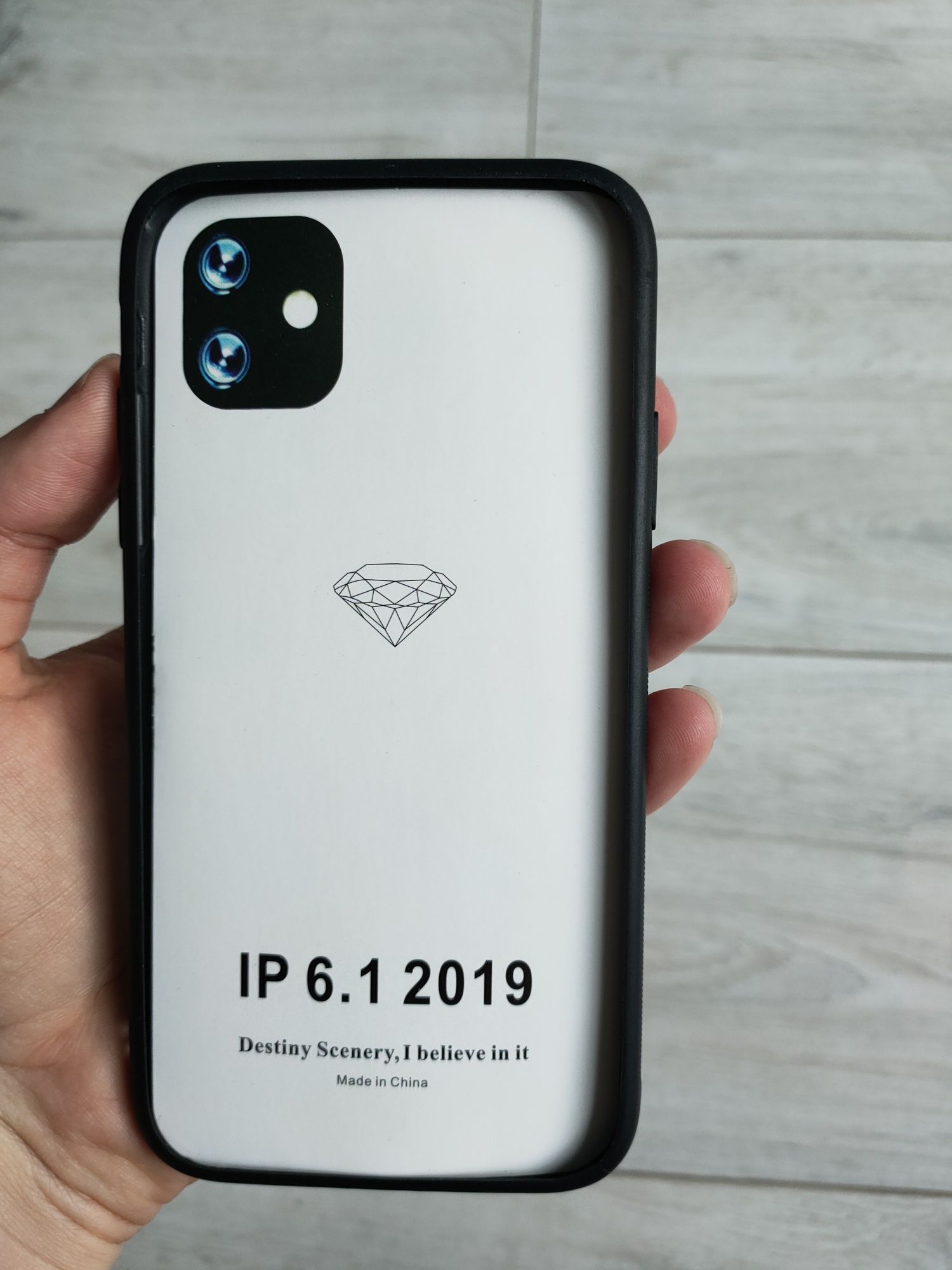 Etui iPhone IP 6.1 2019 nowe
