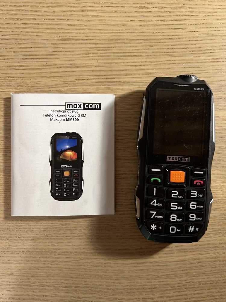 Telefon Max Com travel MM899