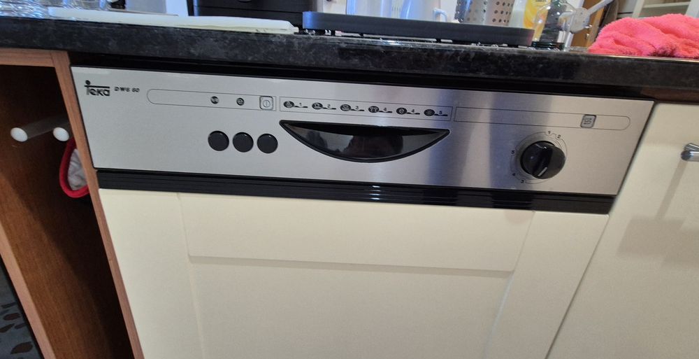 Máquina lavar loica Teka dw6 60