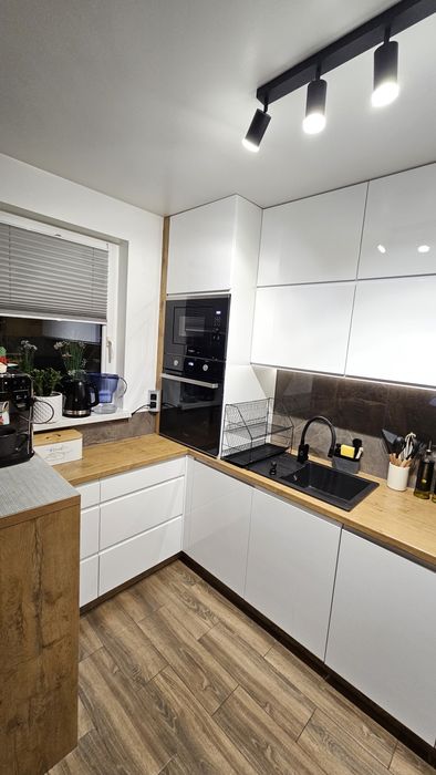 Mieszkanie 3 pokoje 55m w Parzniew.