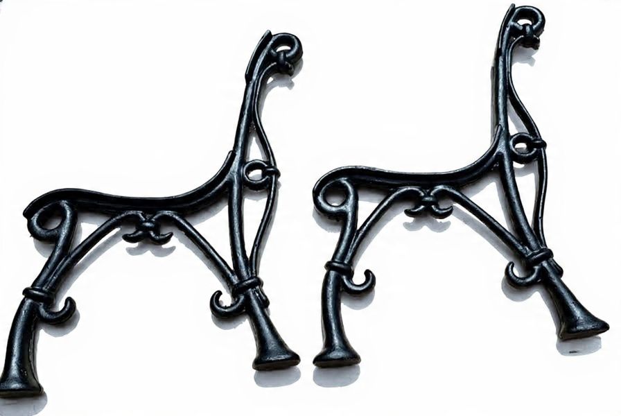 Sprzedam  żeliwne nogi do ławki bardzo ciężkie z lat 80tych