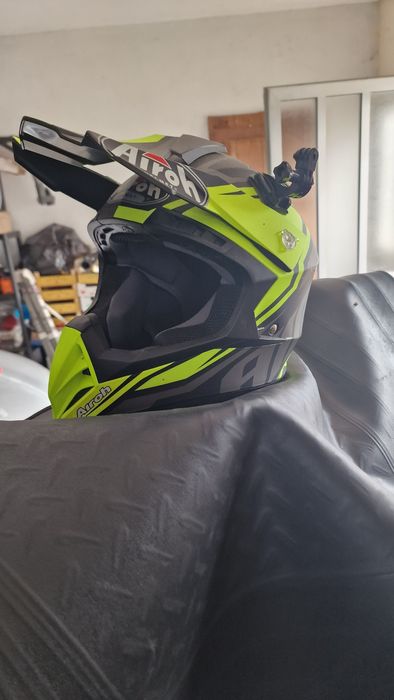 Botas dainese 42 capcete Airoh