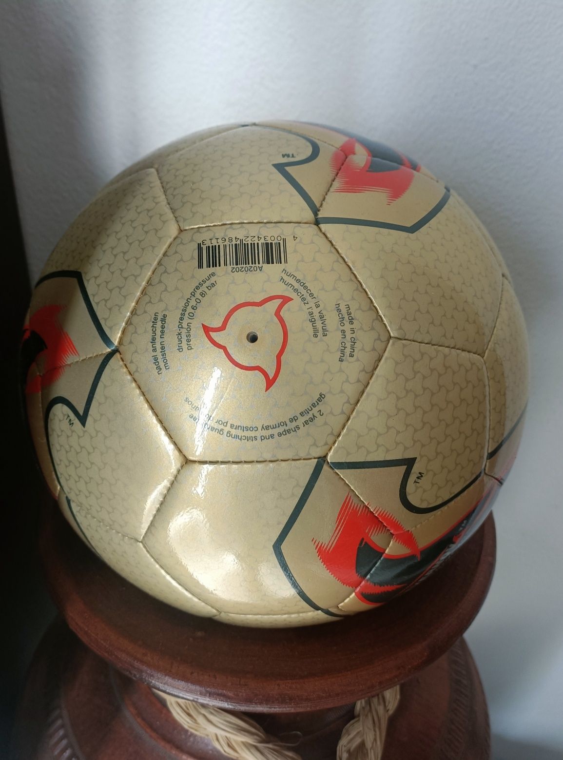 Bola Adidas Fevernova FIFA Mundial 2002