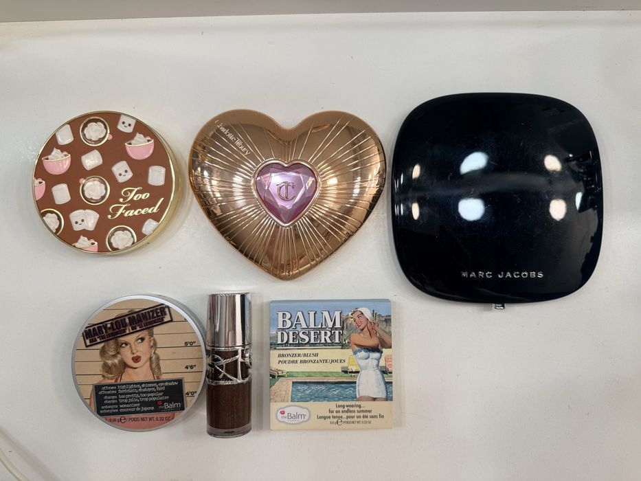 Косметика оригінал, нова та легке б/у, ціни запитуйте