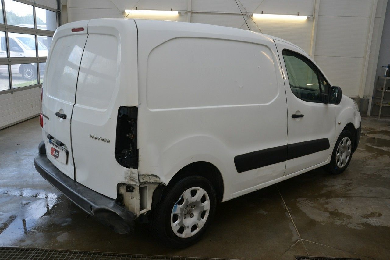 Peugeot Partner  1,6 hdi 90 ps* niskie spalanie * klimatyzacja * ICDauto