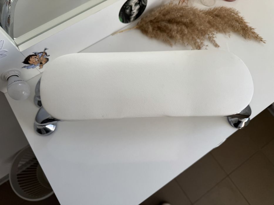 Подлокотнік для манікюру