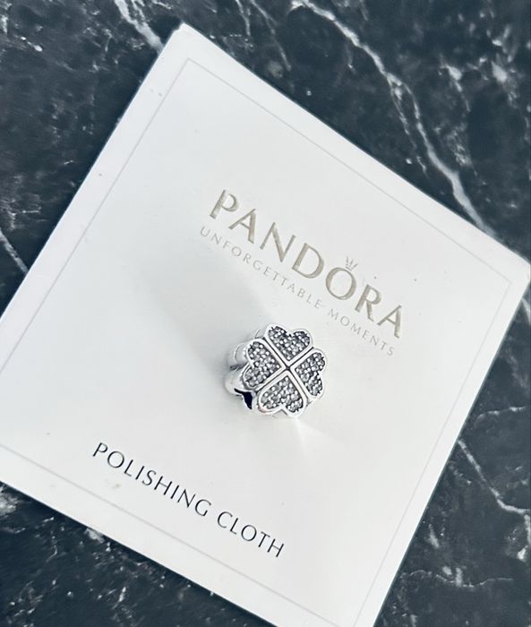 Piękny nowy srebrny charms koniczyna cyrkonie s925 typu pandora