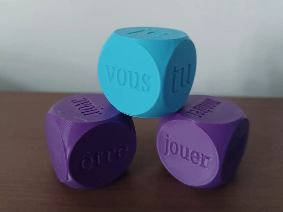 Dados de Verbos Franceses Divertidos