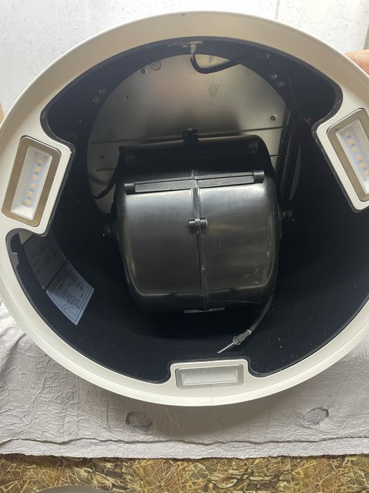 Островная вытяжка Klarstein Bolea (Германия)