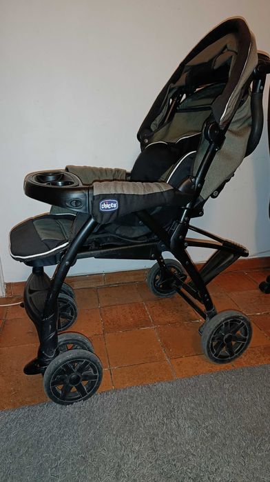 Carrinho de bebé Chicco + Ovinho auto + Isofix