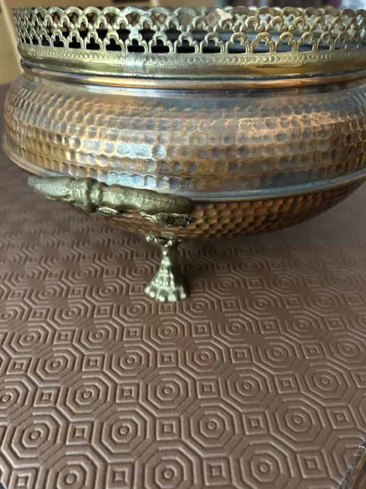 Centro de mesa ou floreira em cobre