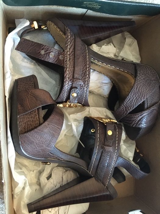 Sandalias COLCHI - Novas