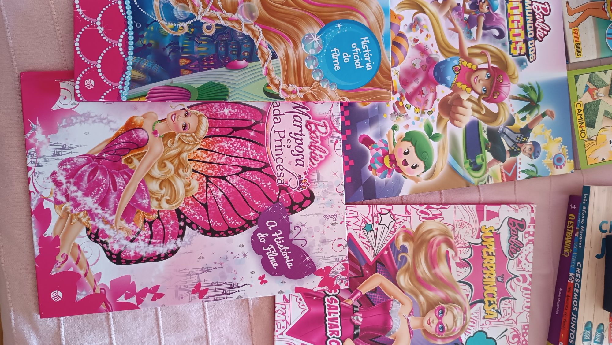 Livros infantis/ juvenis da Barbie