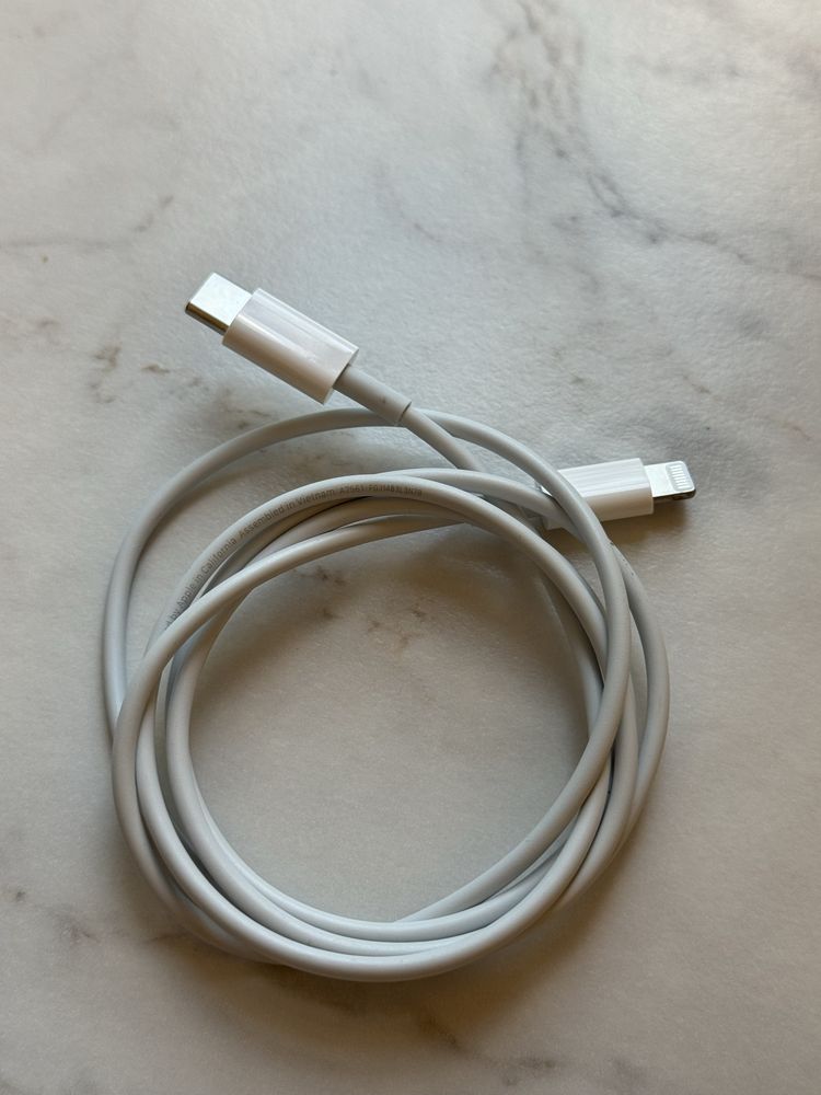 Przewod USB-C apple ladowarka cabel