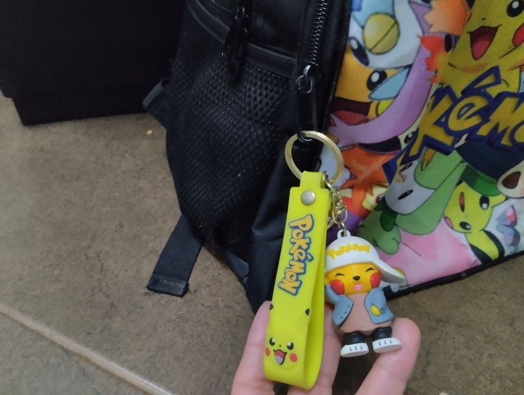 Conjunto Mochila, bolsa para lanche e estojo pokémons