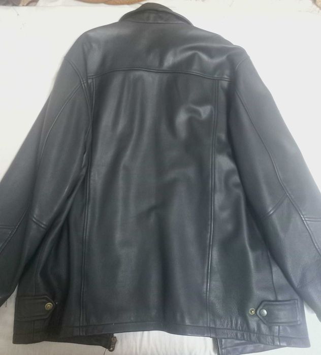 Продаю мужскую кожаную куртку Roco Baroco, размер L