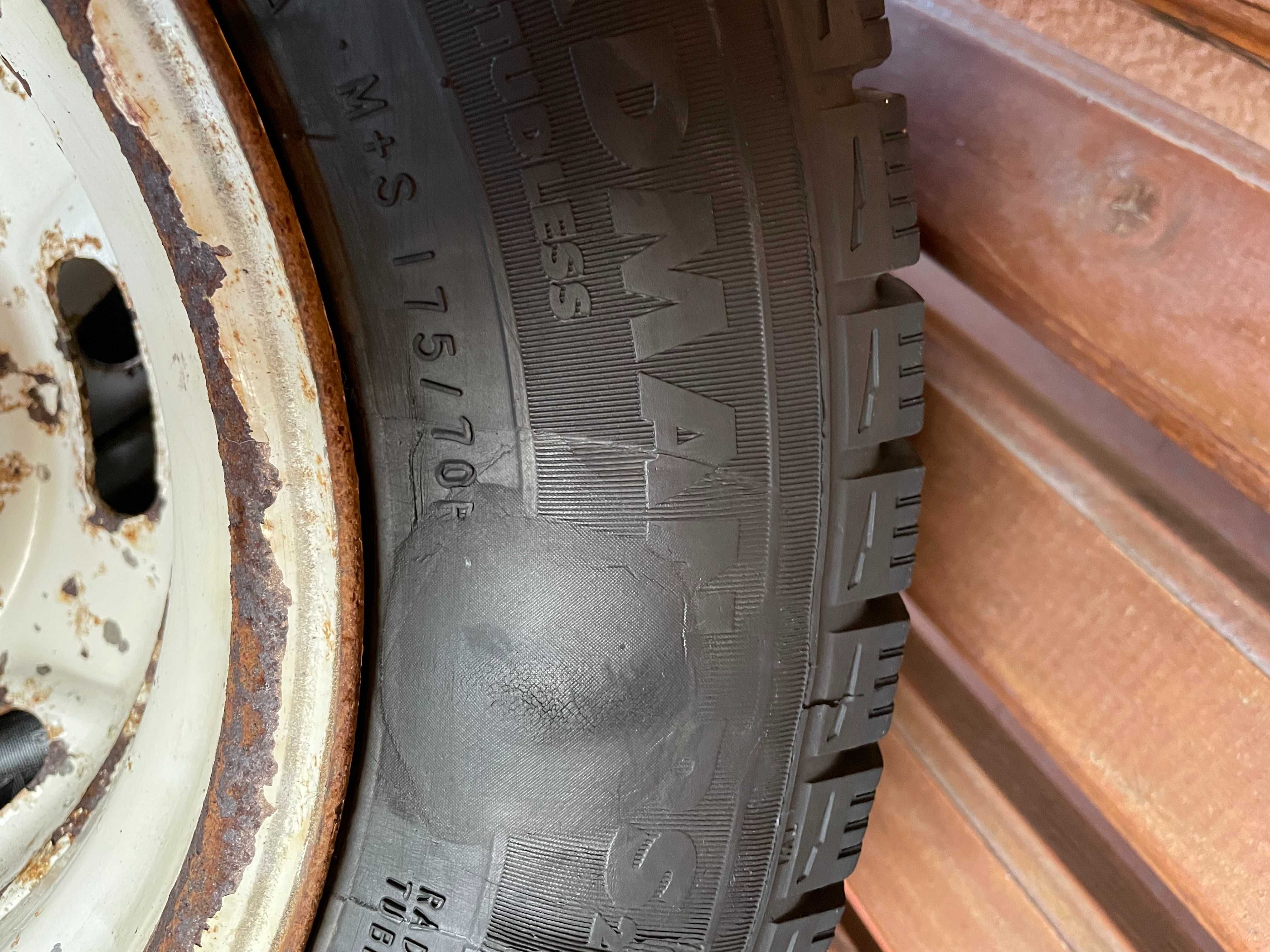 175/70 R13 Nokian Normand RS2 82R 2020року Зима