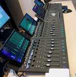 Avid S1 (x3), Avid Dock (x1), iPad Air (x3)