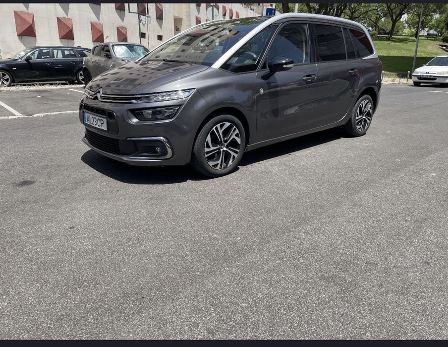 Aluguer citroen c4 7 lugares tvde