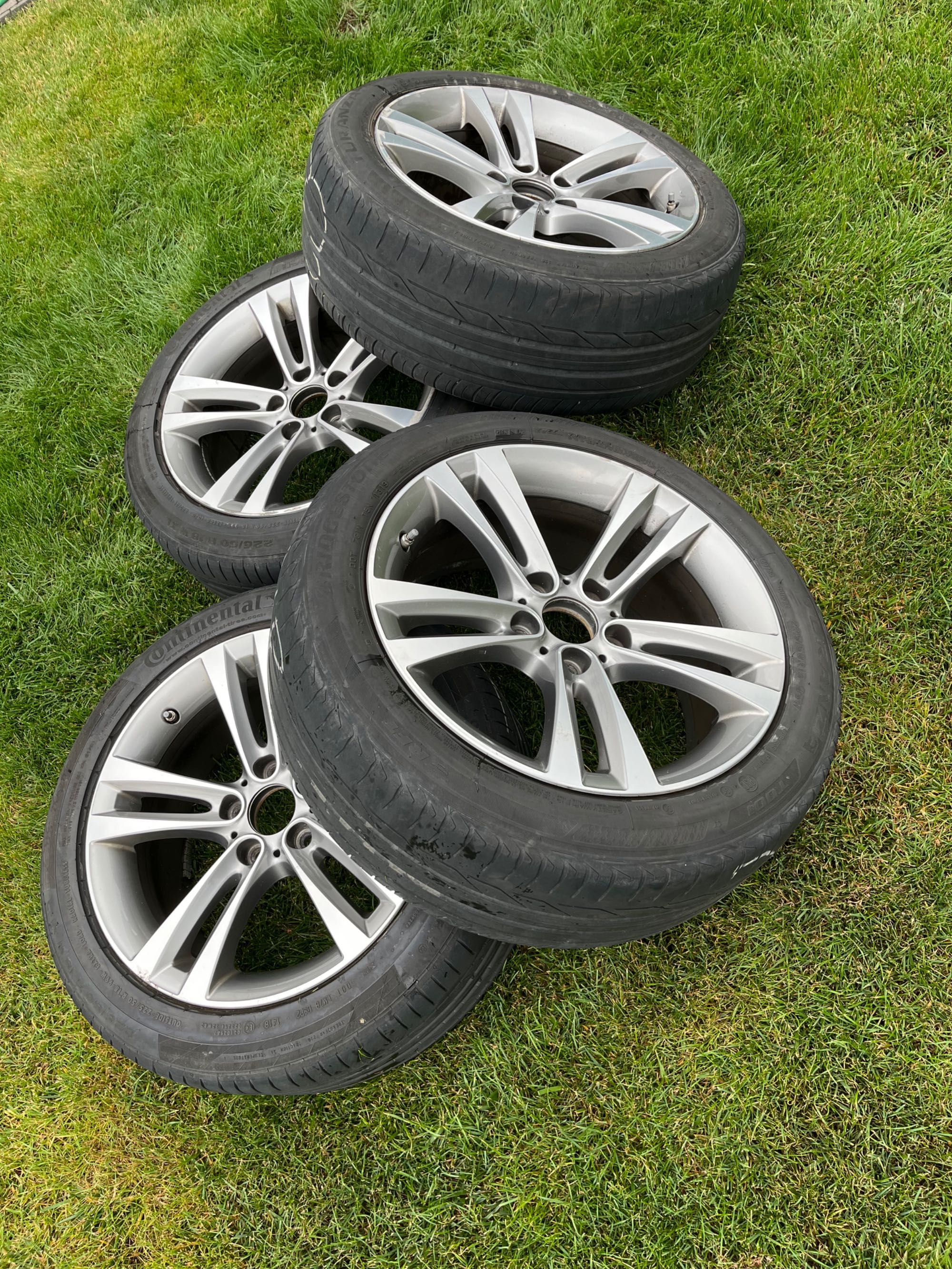 4 × alufelga BMW OE F30 F31 8JX18 ET34 5X120 18 cali + OPONY