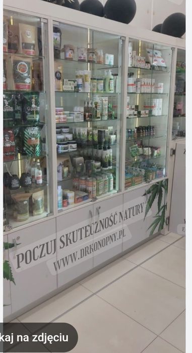 Meble sklepowe, duzo witryna używane