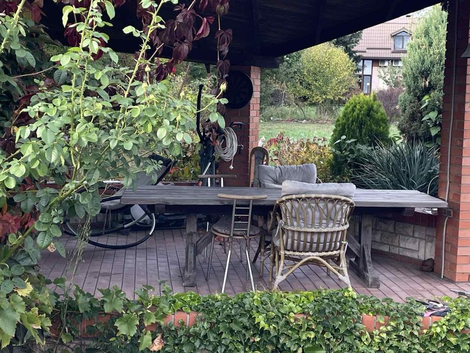 Оренда 2-поверхового будинку перша здача