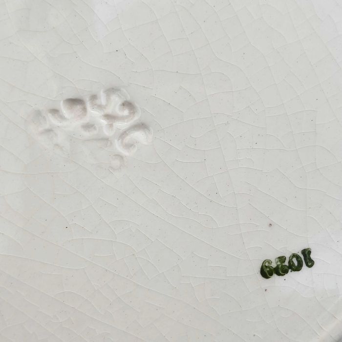 Prato de louça Sacavém muito antigo.