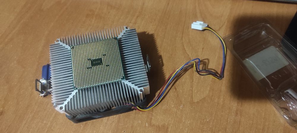 Процесор AMD A4-400