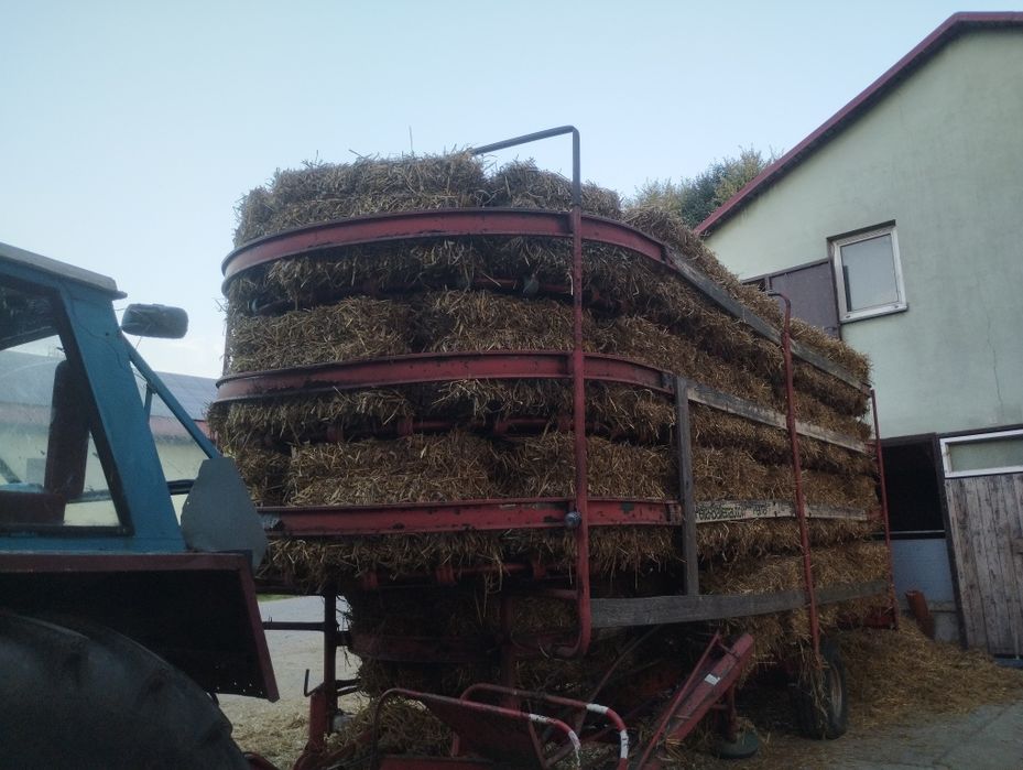 Przyczepa fella ba 125 kemper be 125 przyczepa samozbierająca kostki